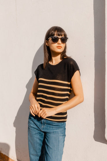 Top Maha – Noir rayé Ocre